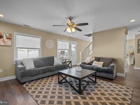50 Neptune Lane, Levittown PA 19054