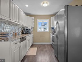 50 Neptune Lane, Levittown PA 19054