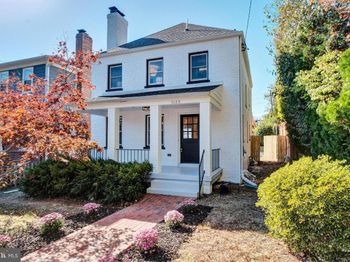 5520 North Capitol Street NW