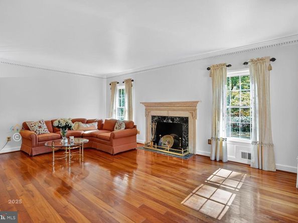 1175 Daleview Drive, Mclean VA 22102