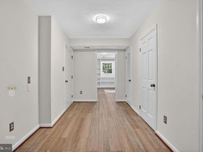 1175 Daleview Drive, Mclean VA 22102