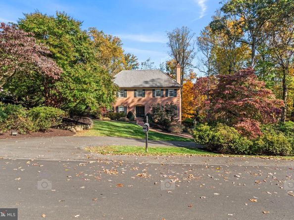 1175 Daleview Drive, Mclean VA 22102