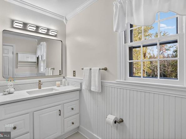 1175 Daleview Drive, Mclean VA 22102