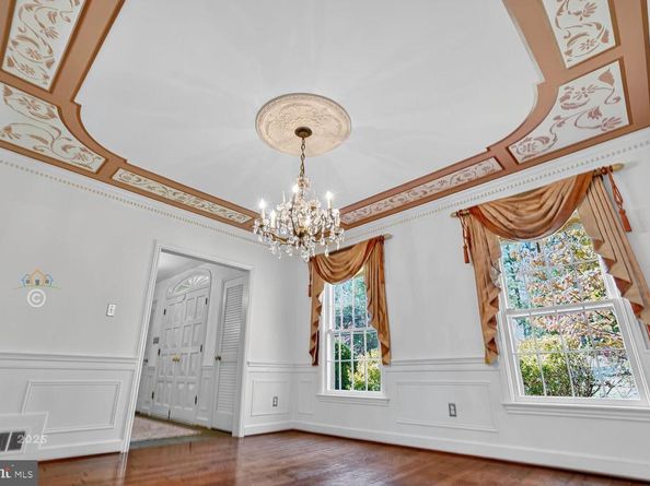 1175 Daleview Drive, Mclean VA 22102