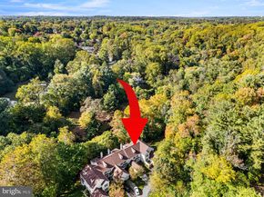 102 Dundee Mills Lane, Wallingford PA 19086