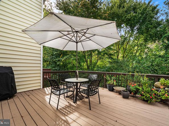 102 Dundee Mills Lane, Wallingford PA 19086