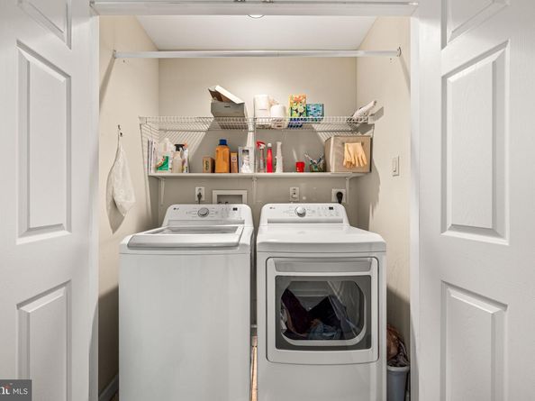 102 Dundee Mills Lane, Wallingford PA 19086