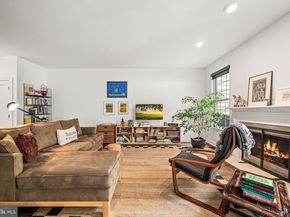 102 Dundee Mills Lane, Wallingford PA 19086