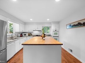 6952 Duncraig Court, Mclean VA 22101
