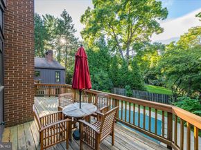 6952 Duncraig Court, Mclean VA 22101