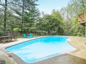 6952 Duncraig Court, Mclean VA 22101