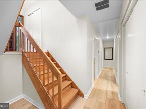 6952 Duncraig Court, Mclean VA 22101