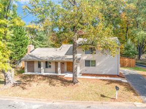 229 W Meadowland Lane, Sterling VA 20164