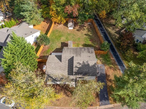 229 W Meadowland Lane, Sterling VA 20164