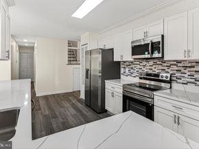 229 W Meadowland Lane, Sterling VA 20164