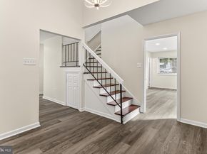 229 W Meadowland Lane, Sterling VA 20164