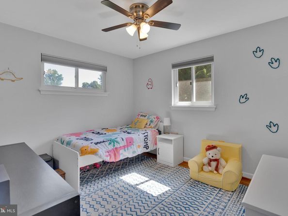 3252 Holly Hill Drive, Falls Church VA 22042