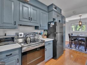 3252 Holly Hill Drive, Falls Church VA 22042