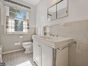 5811 Ridgefield Road, Bethesda MD 20816