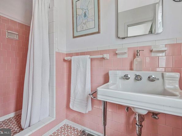 5811 Ridgefield Road, Bethesda MD 20816
