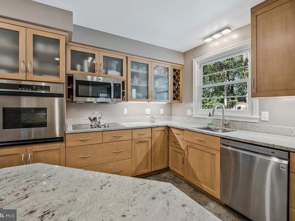 5811 Ridgefield Road, Bethesda MD 20816