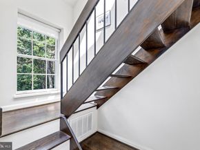 3470 39TH Street NW F678, Washington DC 20016
