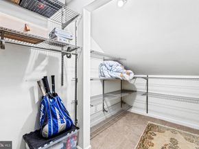 3470 39TH Street NW F678, Washington DC 20016