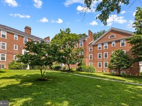 3470 39TH Street NW F678, Washington DC 20016