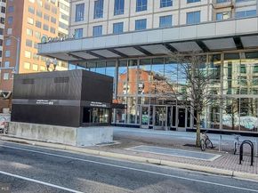 1001 N Vermont Street 811, Arlington VA 22201