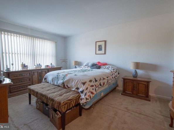 537 Folsom Avenue, Folsom PA 19033