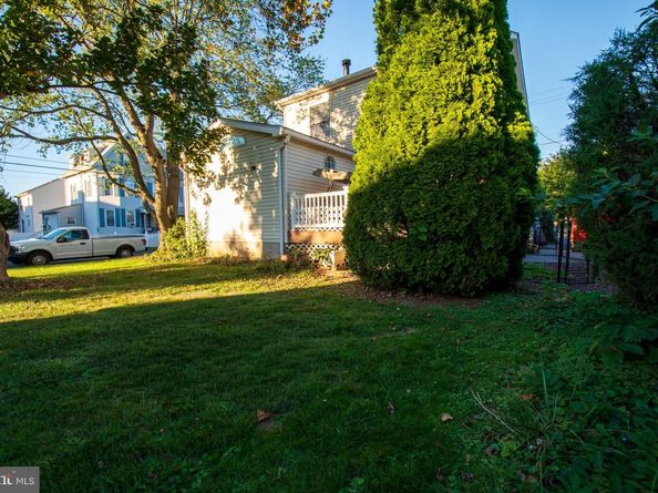 537 Folsom Avenue, Folsom PA 19033