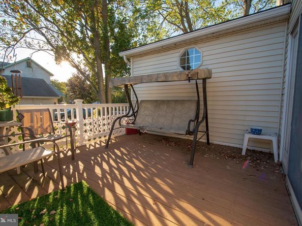 537 Folsom Avenue, Folsom PA 19033
