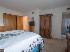 537 Folsom Avenue, Folsom PA 19033
