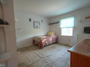 537 Folsom Avenue, Folsom PA 19033
