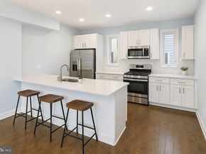 443 Shurs Lane 13, Philadelphia PA 19128