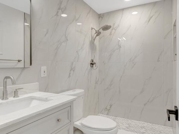 104 W Amhurst Pl, Sterling VA 20164