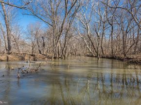 104 W Amhurst Pl, Sterling VA 20164