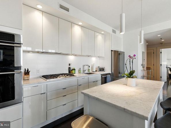 1011 M Street NW 901, Washington DC 20001