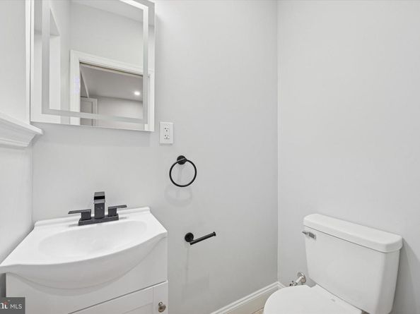 2016 S 23rd Street, Philadelphia PA 19145