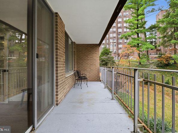 4100 Cathedral Avenue NW 818, Washington DC 20016