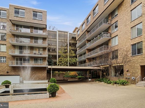 4100 Cathedral Avenue NW 818, Washington DC 20016