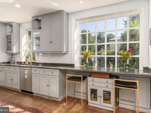 4920 Palisade Lane NW, Washington DC 20016