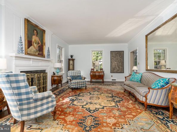 4920 Palisade Lane NW, Washington DC 20016