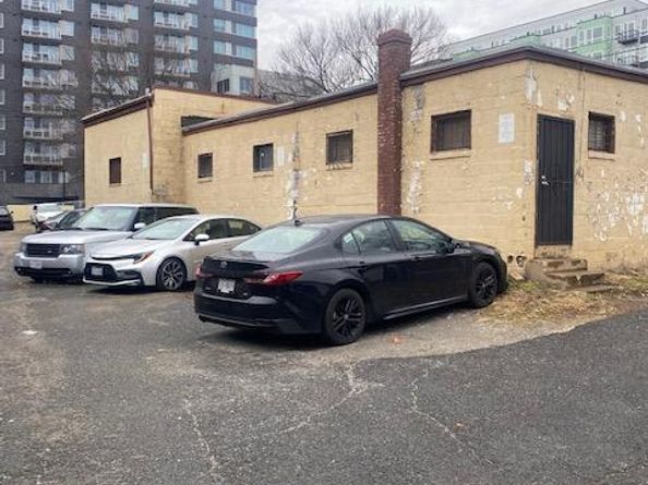 1752 Benning Rd NE NE, Washington DC 20002