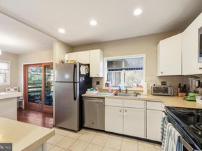 1105 Westbriar Court NE, Vienna VA 22180