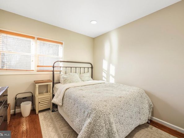 1105 Westbriar Court NE, Vienna VA 22180