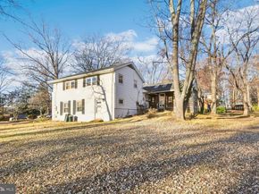 1105 Westbriar Court NE, Vienna VA 22180