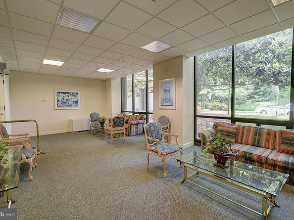 5225 Pooks Hill Road 121N, Bethesda MD 20814