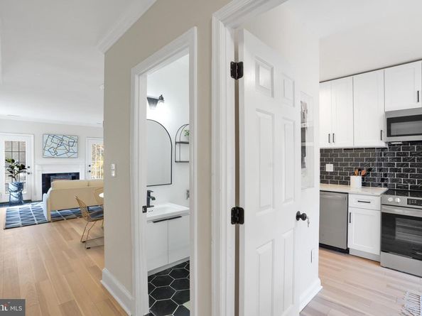 4339 Massachusetts Avenue NW 4339, Washington DC 20016