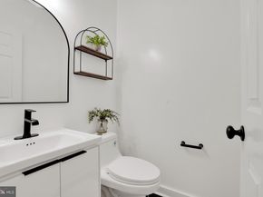 4339 Massachusetts Avenue NW 4339, Washington DC 20016